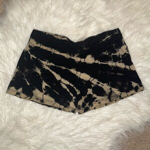 Stretchy one size yoga shorts.